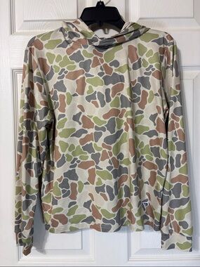BURLEBO Camo Hooded Long Sleeve Top in Green, Brown, Gray, Cream